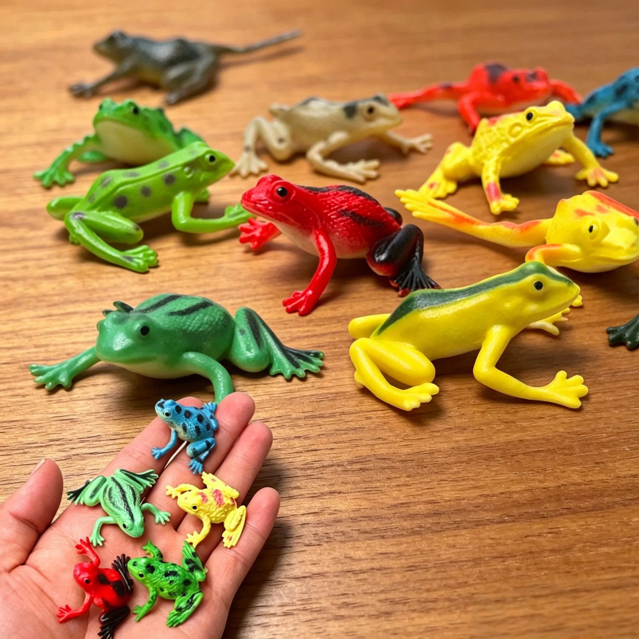 12Pcs Realistic Frogs Statue K - Hobby Is Science incelemesi ve fiyatı