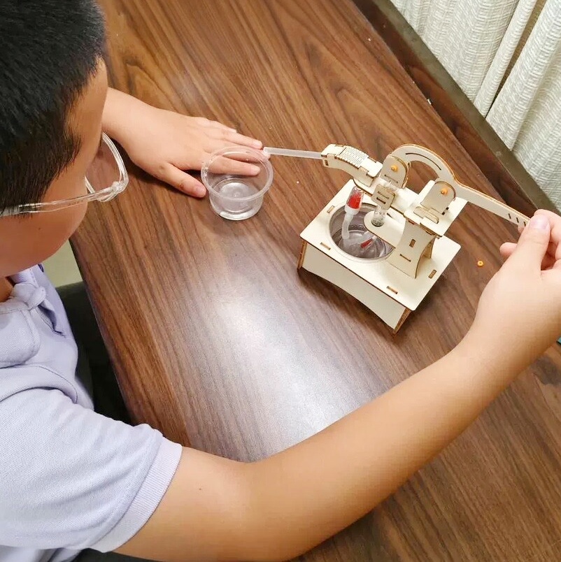 Wooden DIY Hand Pump Well Mode - Science Max incelemesi ve fiyatı